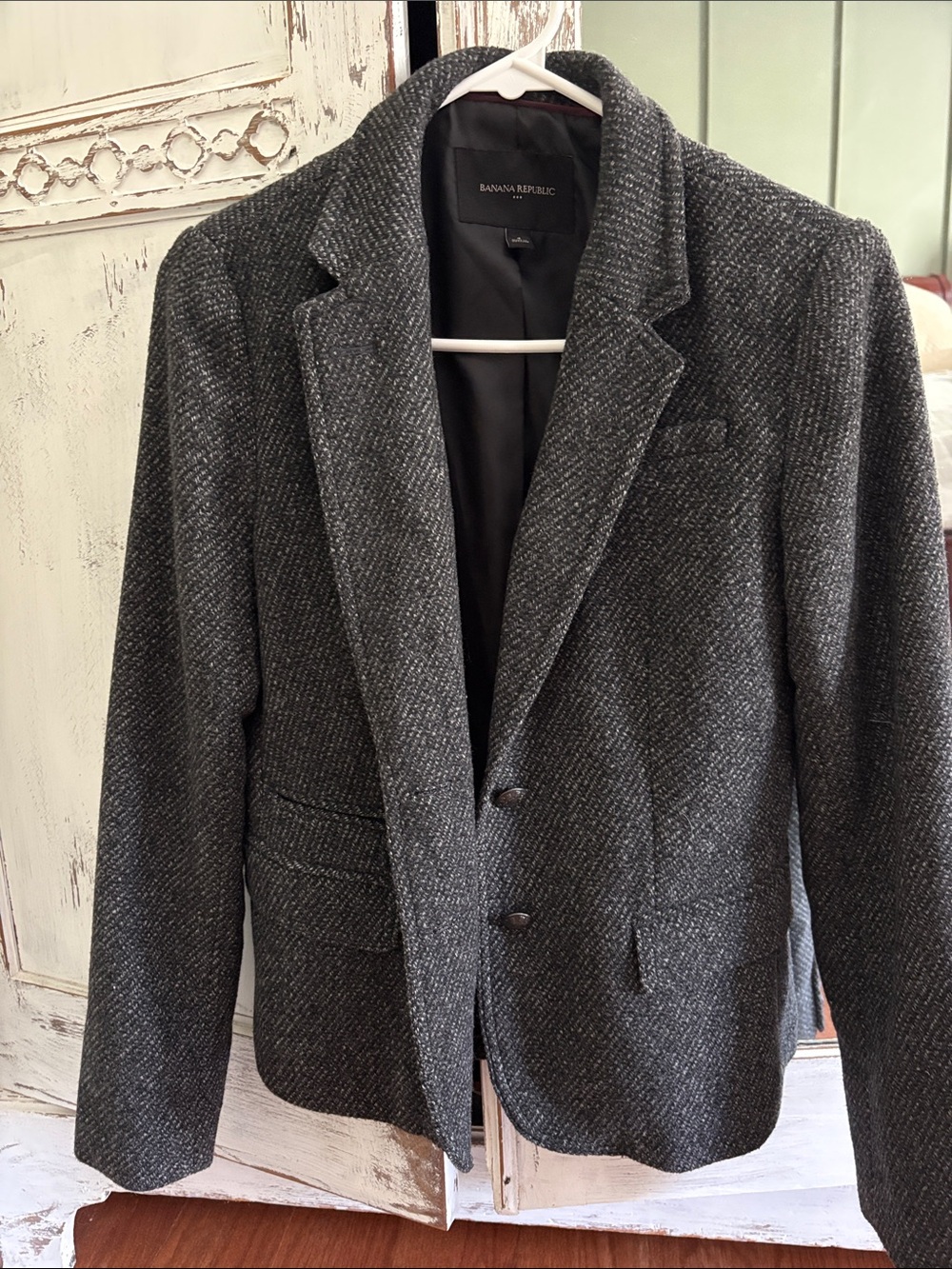 Banana Republic Women’s  Dark Gray Textured Wool-Blend Blazer